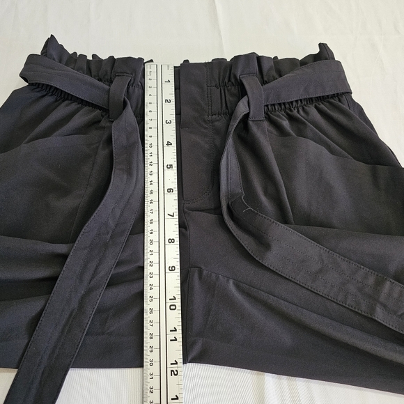 Athleta skyline paper bag waist pants size 2 petite black pants with Belt - Picture 9 of 14